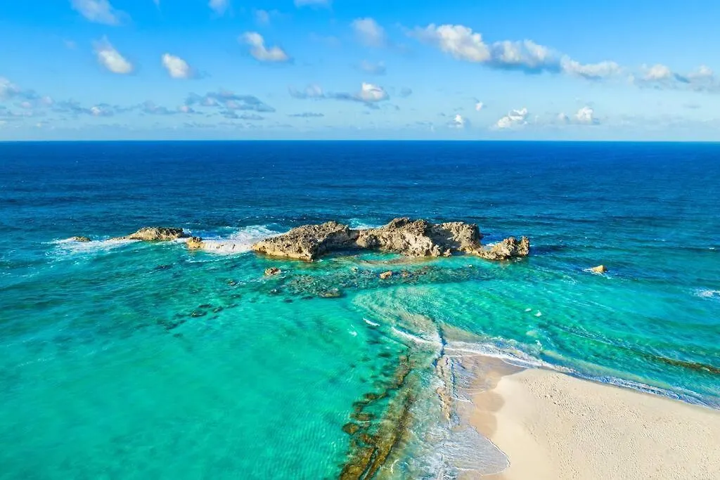 Semesterbostad Dragon Cay Resort Mudjin Harbour MDS