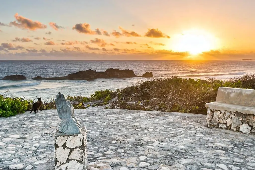 Semesterbostad Dragon Cay Resort Mudjin Harbour MDS